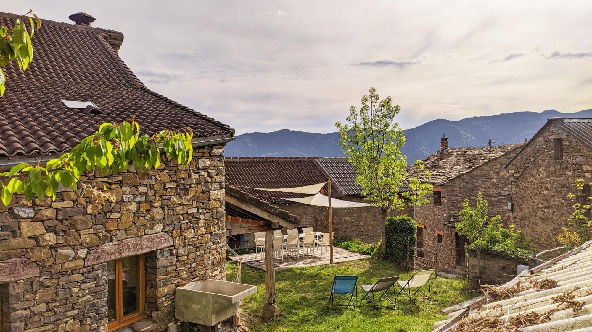 Vio Casa Rural Petricor, Ordesa المظهر الخارجي الصورة